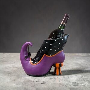 WITCH SHOE RESIN WINE BOTTLE HOLDER – HALLOWEEN DECOR